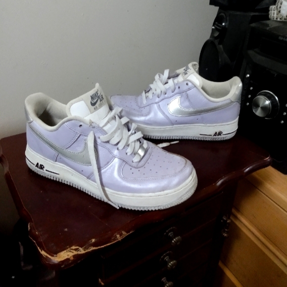 Nike women's sneakers - Picture 1 of 4